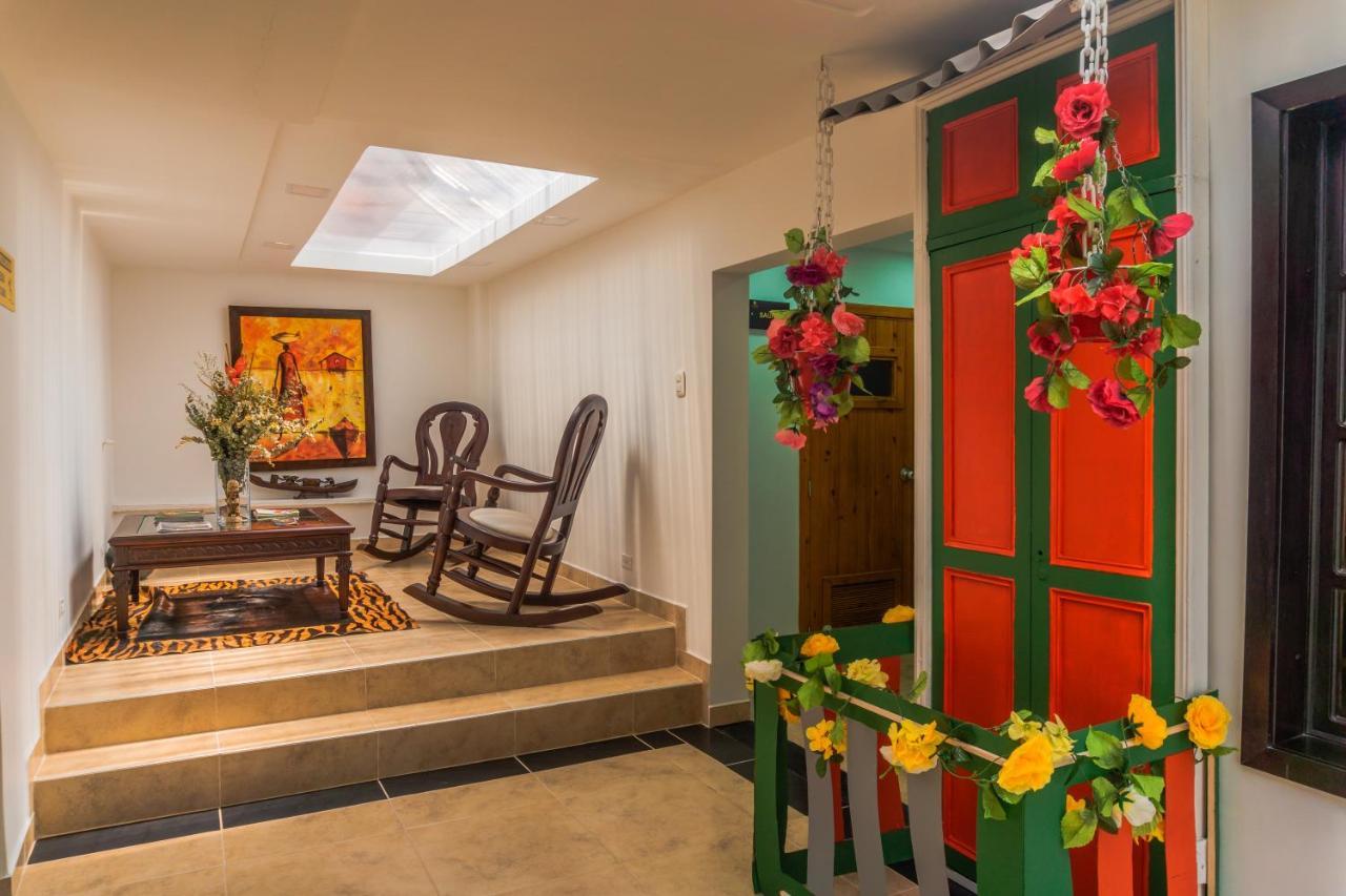Hotel Alamos Del Parque 佩雷拉 外观 照片